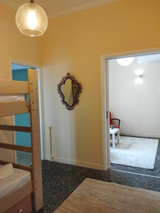 Corinth Vicky'S Central Apartment מראה חיצוני תמונה