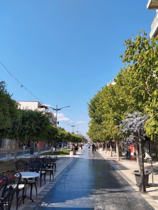 Corinth Vicky'S Central Apartment מראה חיצוני תמונה