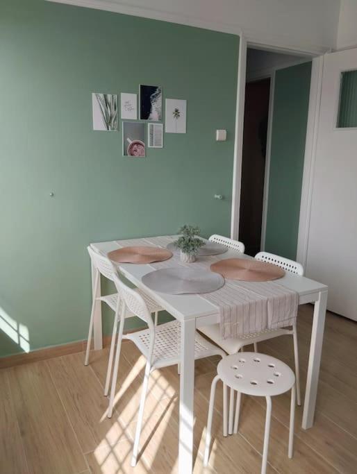 Corinth Vicky'S Central Apartment מראה חיצוני תמונה