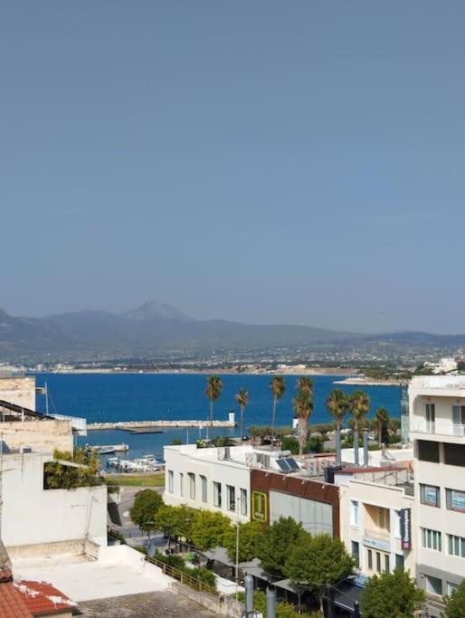 Corinth Vicky'S Central Apartment מראה חיצוני תמונה